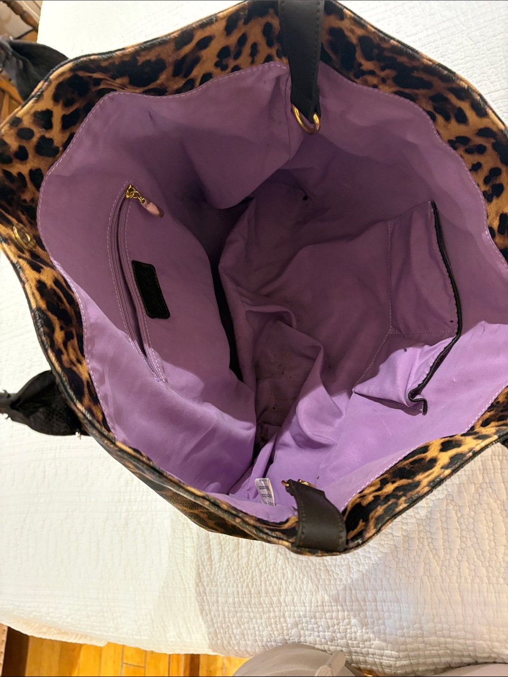 Leopard Print Tote Bag with Dark Brown Handles - Picture 4 of 4
